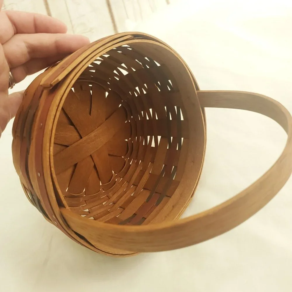 Longaberger Brown 1989 Round Shape Wood Handwoven Basket With Fixed Handle